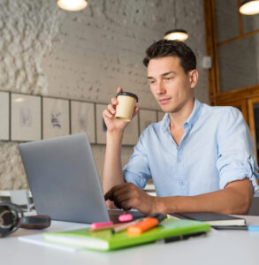 Freelancing 101: A Comprehensive Guide to Succeeding as a Freelancer